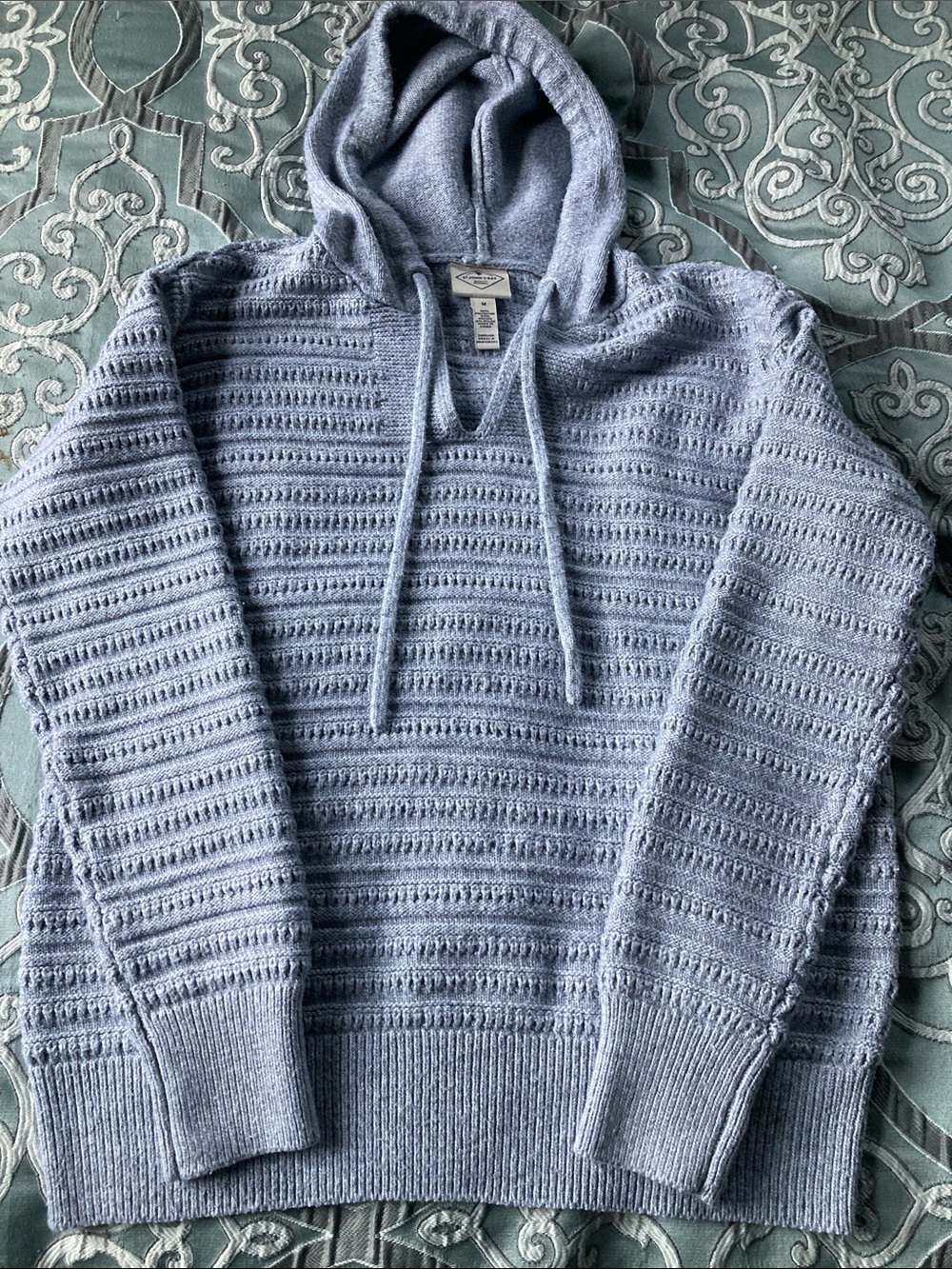 St. John's Bay Light Gray Textured Knit Hooded V- Neck Sweater size M